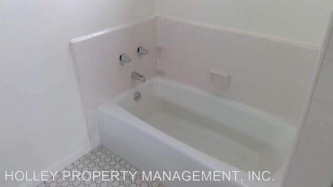 Building Photo - 3735 Keystone Ave