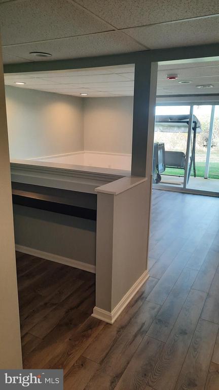 Building Photo - 618 Colonial View Rd