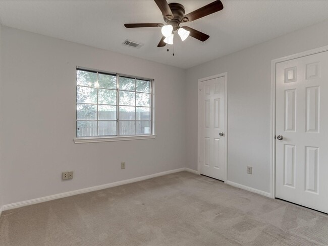 Building Photo - 17010 Blue Mist Cir