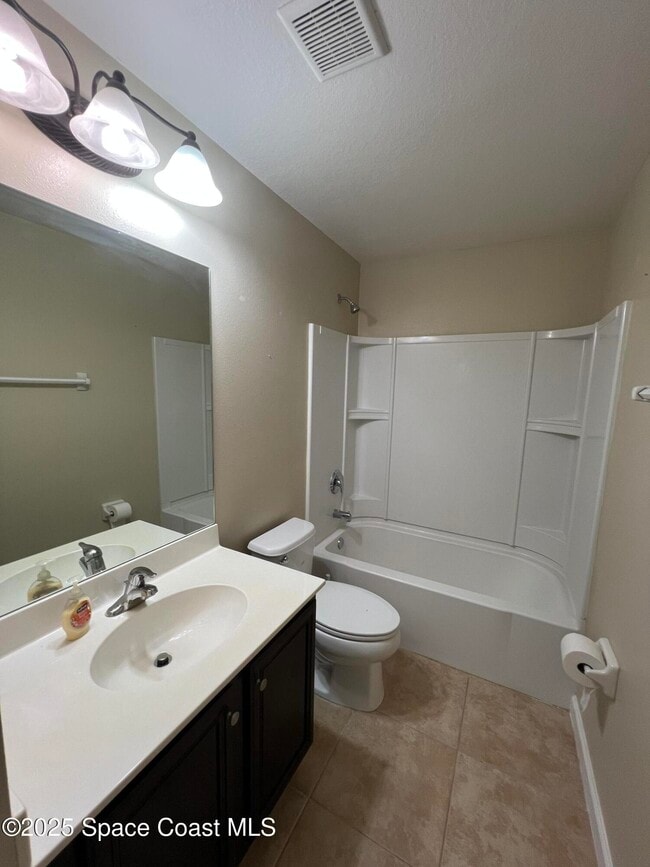 Building Photo - 146 Clemente Dr