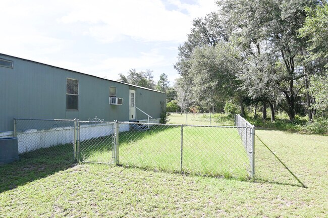 Building Photo - 167 Deer Run