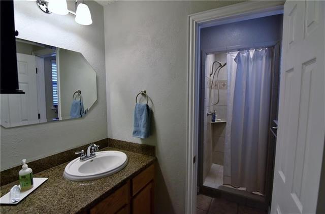 Building Photo - 1309 San Marcos Dr
