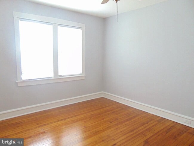 Building Photo - 316 Bowers Ave