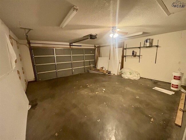 Building Photo - 5207 Northview Dr