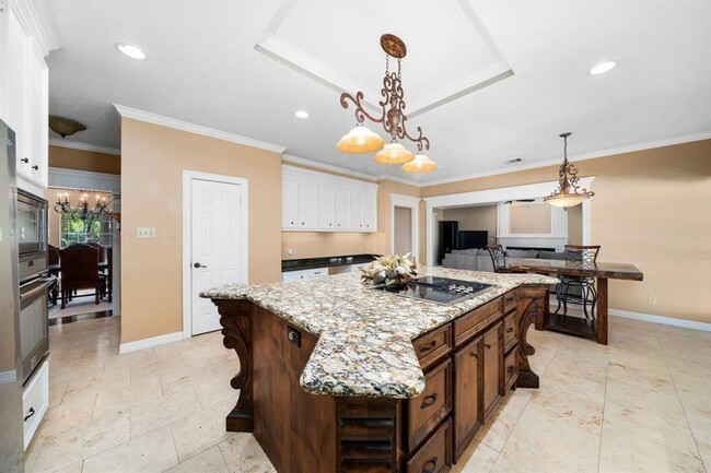 Building Photo - 4111 Rock Springs Dr