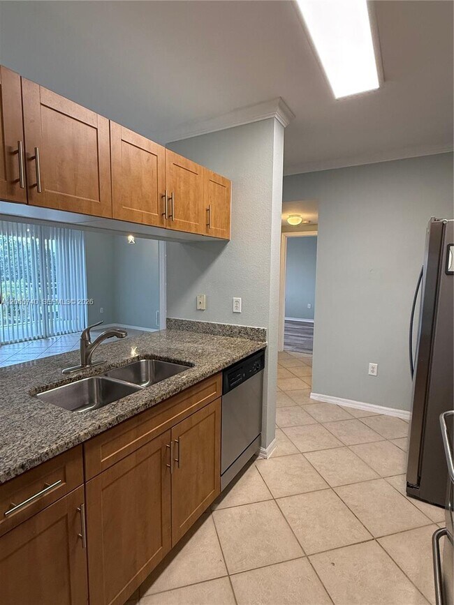 Building Photo - 6482 Emerald Dunes Dr