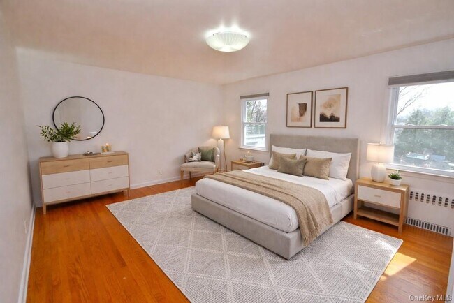 Building Photo - 34 Chestnut St