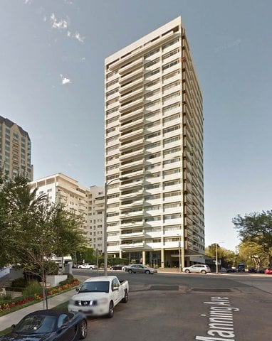 Building Photo - 10701 Wilshire Blvd