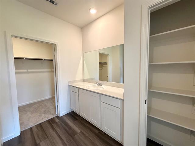 Building Photo - 1213 Herring Dr