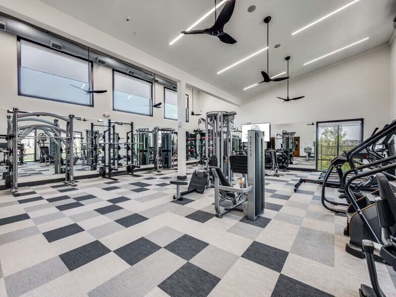 Building Photo - 8100 Brewer Blvd