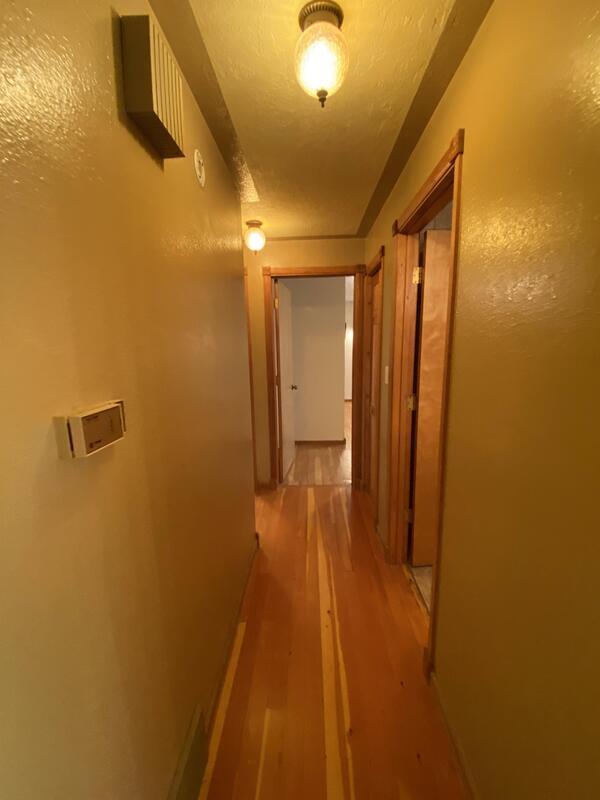 Building Photo - 2360 S 60th E