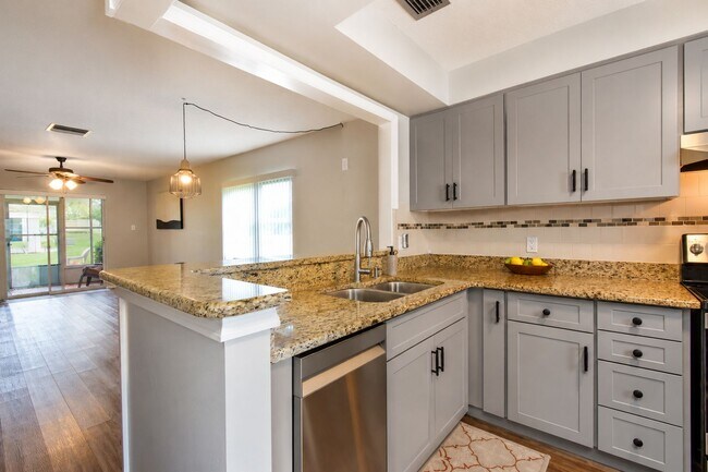 Building Photo - 3683 Trophy Blvd