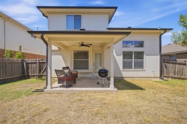 Building Photo - 912 Sweet Leaf Ln