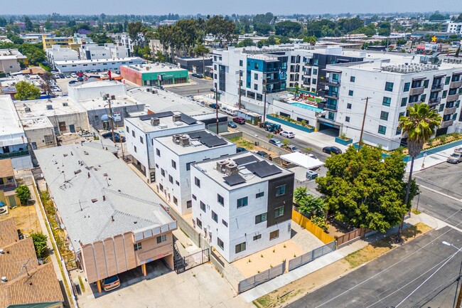 Building Photo - 6455 Troost Ave