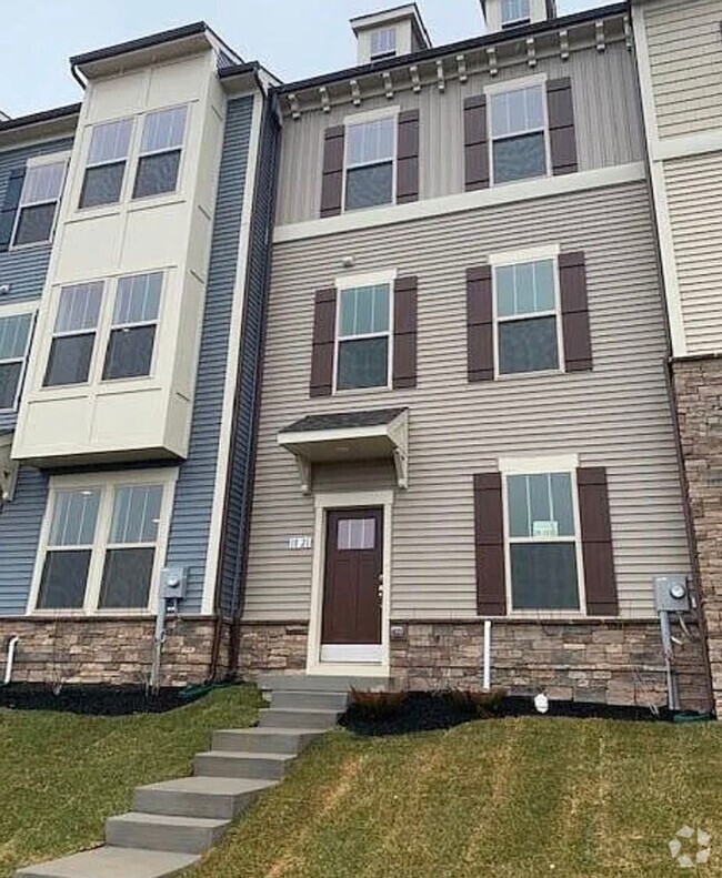 Building Photo - Tuscarora Creek - Near NEW TH 3 B+ 2.5 and...
