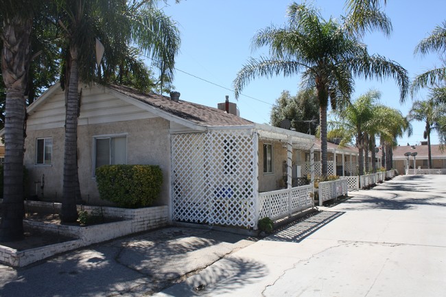 Building Photo - Beaumont Apartments