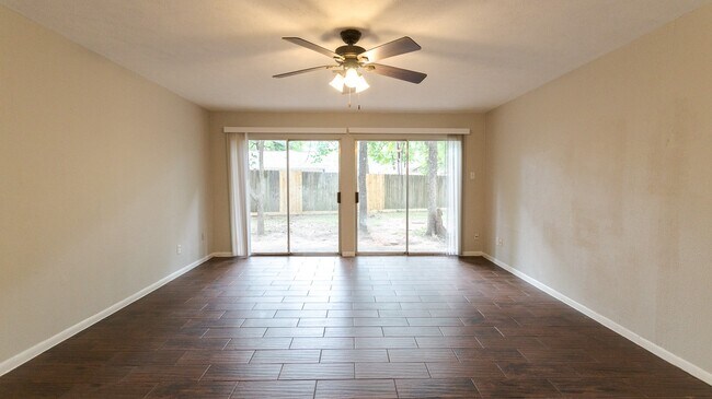 Building Photo - 1603 N Red Cedar Cir