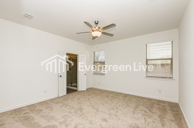 Building Photo - 1220 Dragon Wy