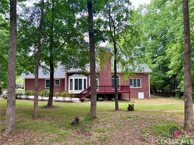 Building Photo - 120 Cedar Springs Pl