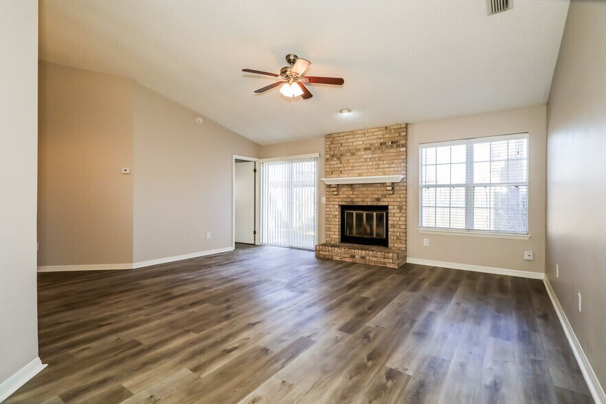 Building Photo - 7748 Collins Ridge Blvd