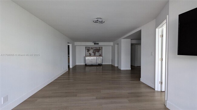 Building Photo - 851 Three Islands Boulevard