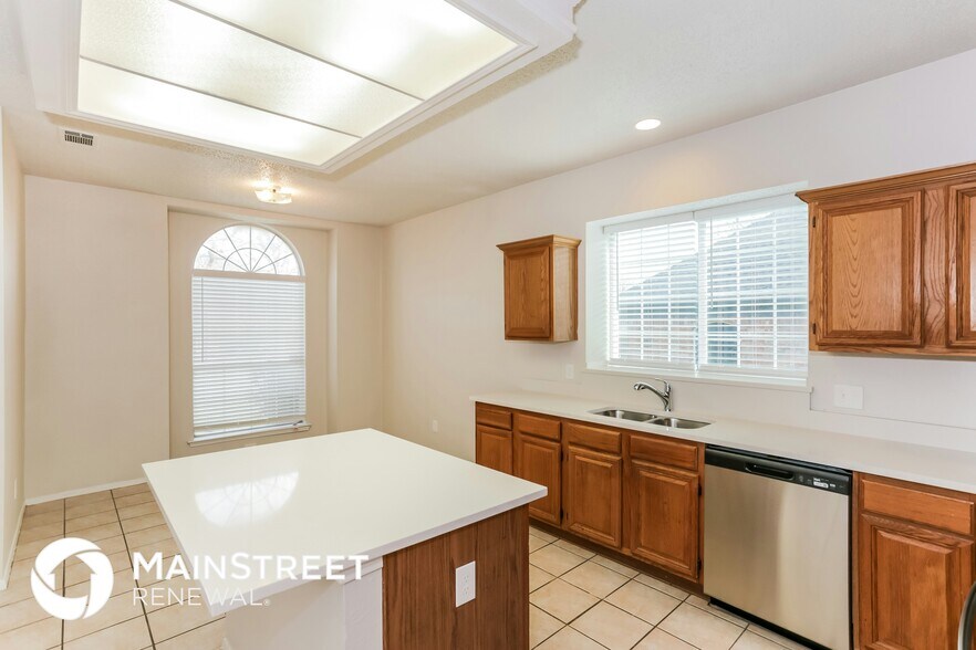 Building Photo - 201 Boulder Creek Dr