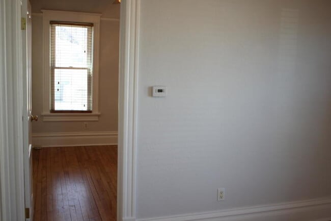 Building Photo - 1333 S 62nd St