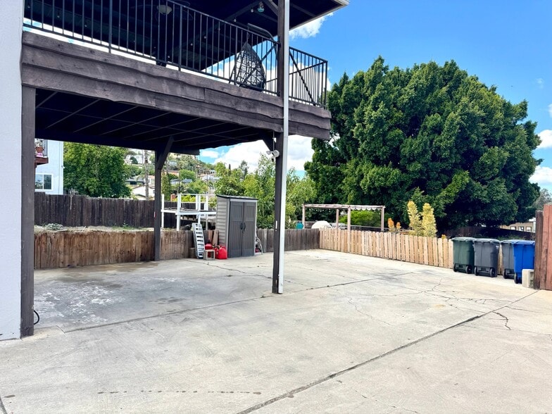 Building Photo - 7438 Orien Ave