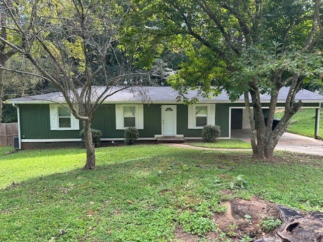 Building Photo - Renovated 3 bed 1.5 bath home located in M...