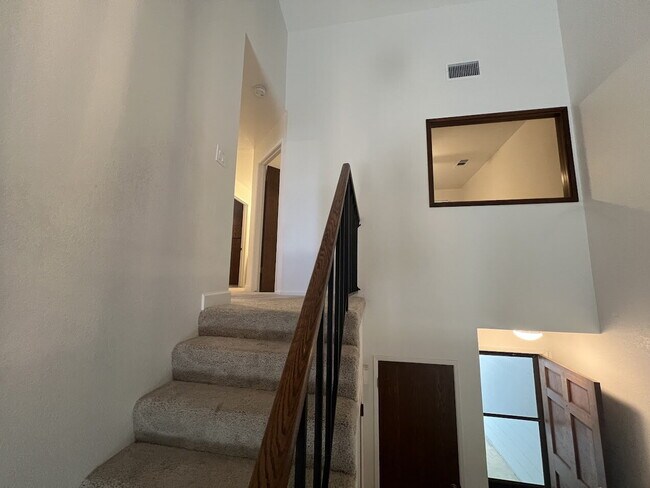 Building Photo - Beautiful Condo in Villa Del Sol – 2 Beds,...