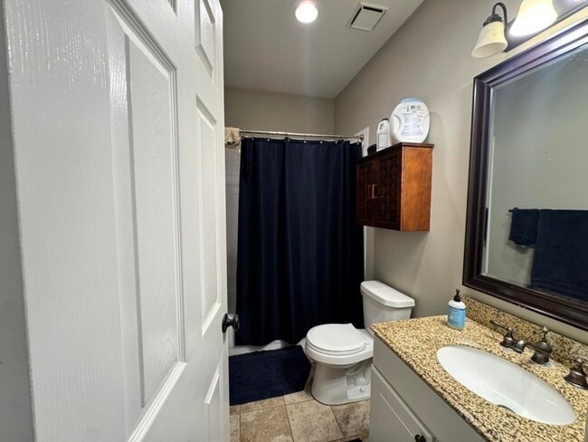 Building Photo - 531 Jefferson St