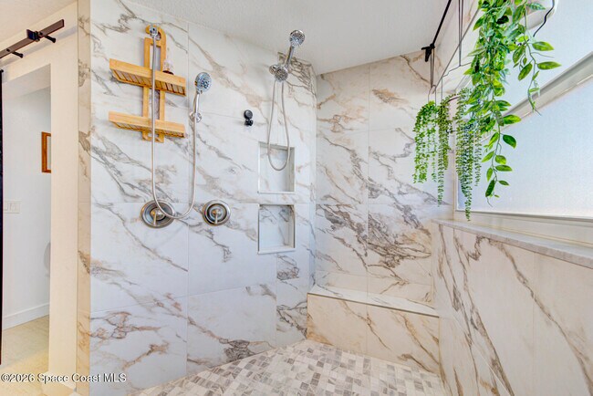 Building Photo - 30 Westview Ln