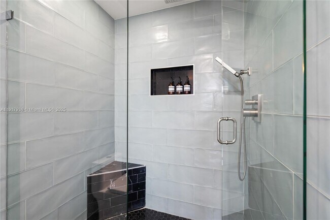 Building Photo - 3301 NE 1st Ave