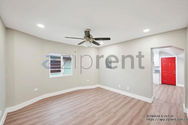 Building Photo - 1617 W 24th St