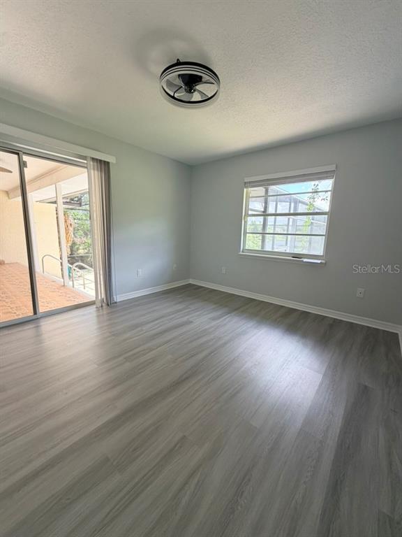 Building Photo - 1207 Almond Tree Ct