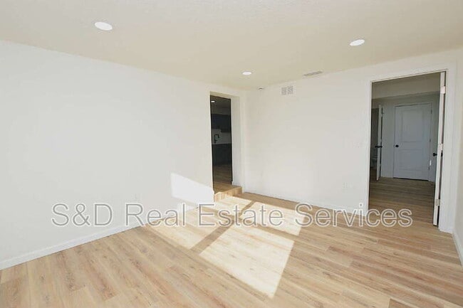 Building Photo - 2919 Hickory St