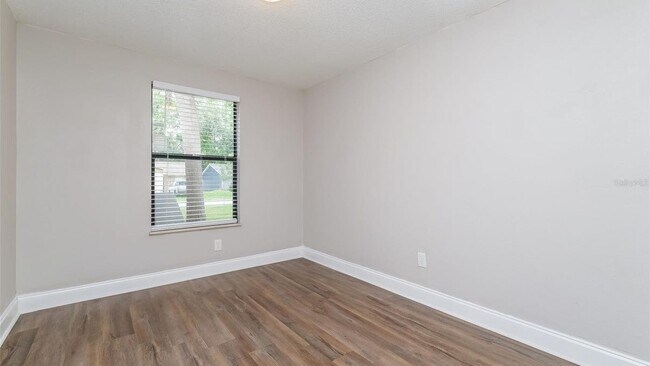 Building Photo - 12217 Hidden Brook Dr