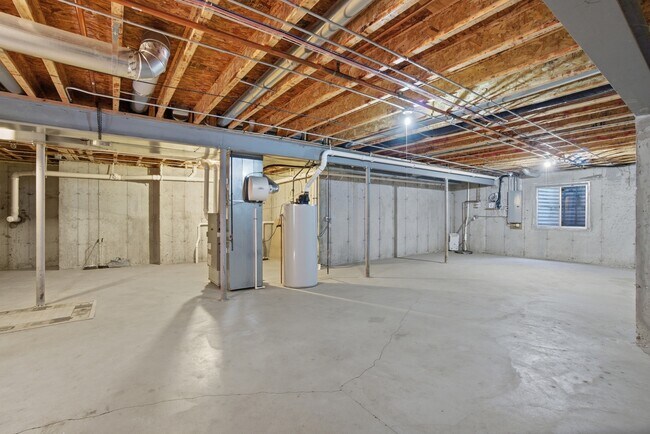 Building Photo - 715 Blue Ridge Dr