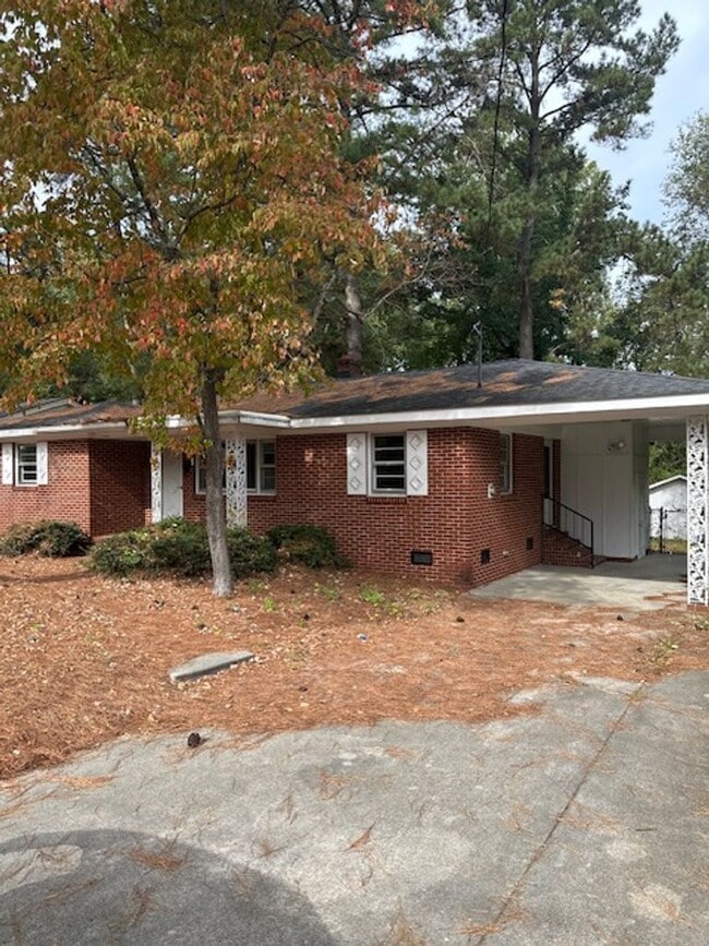 Building Photo - 1208 Neal St