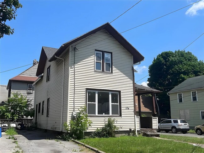 Primary Photo - Fully Renovated 4 Bedroom Home – Available...