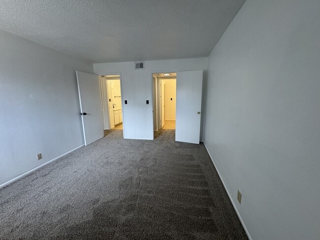 Building Photo - 4917 N 73rd St