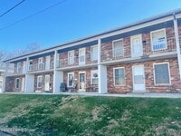 Building Photo - 4501 S 6th St