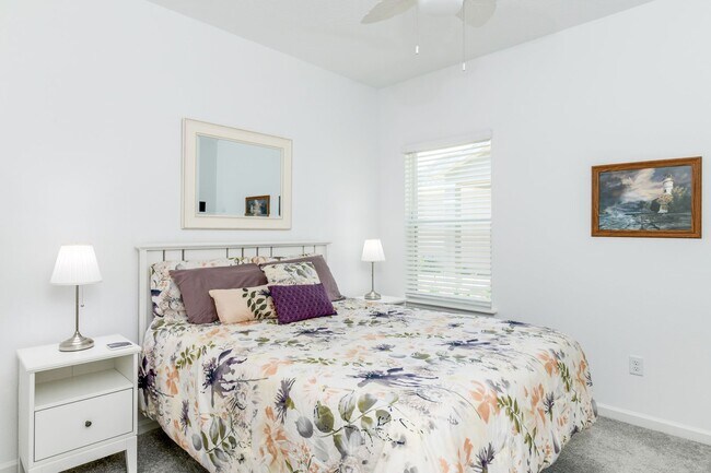 Building Photo - Beautiful 2 Bedroom, 2 Bathroom Home in St. Augustine Lakes