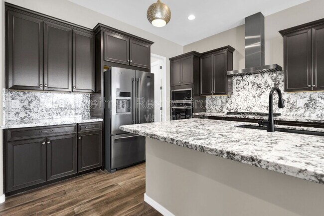 Building Photo - 5116 N 185th Ave