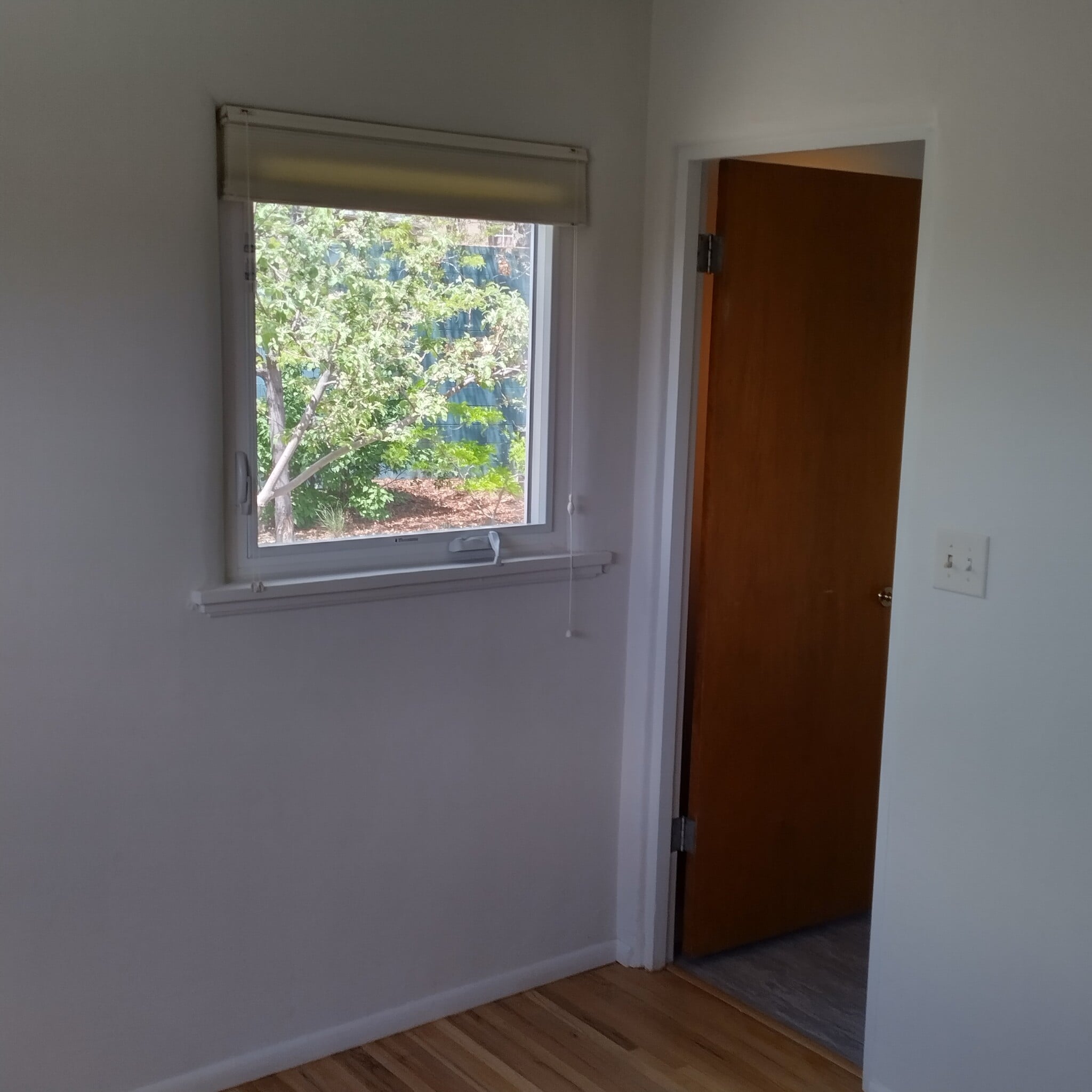 Building Photo - 214 Sereno Dr