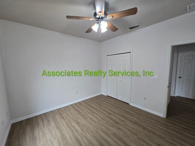 Building Photo - 3/2 Beauty in Turkey Creek