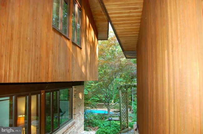 Building Photo - 9728 Swift Creek Ct