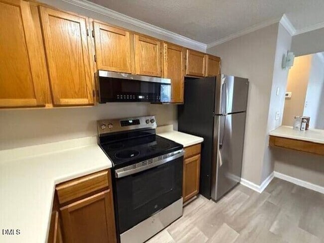 Building Photo - Awesome two-bedroom townhome!