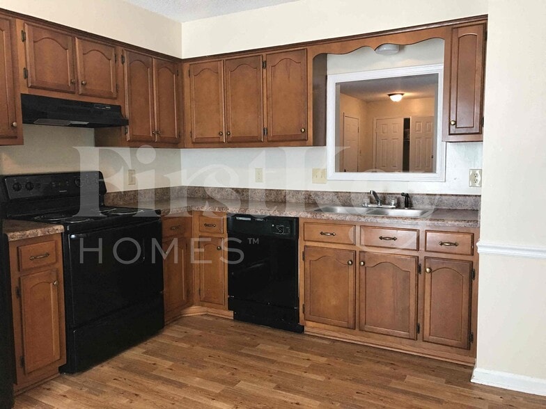 Building Photo - 3926 Oak Branch Cir W