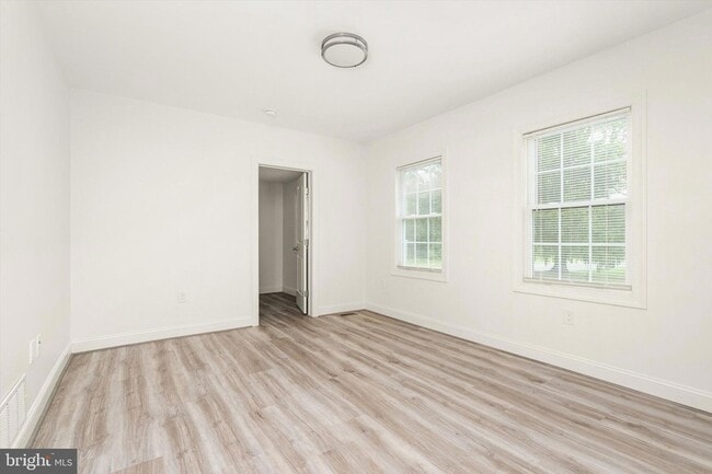 Building Photo - 1253 Yardville Allentown Rd
